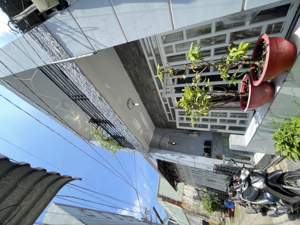 CHỦ NGỘP BÁN GẤP NHỈNH NHẸ 3tỷ  CÓ NGAY NHÀ ĐÚC TẤM 4PN