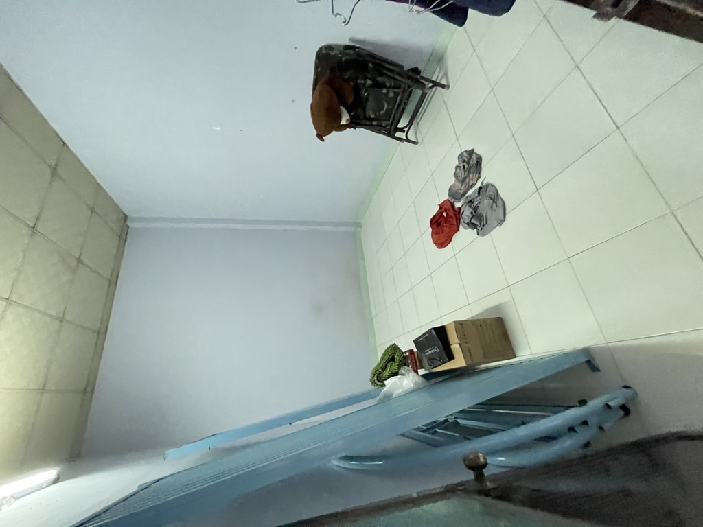 CHỦ NGỘP BÁN GẤP NHỈNH NHẸ 3tỷ  CÓ NGAY NHÀ ĐÚC TẤM 4PN