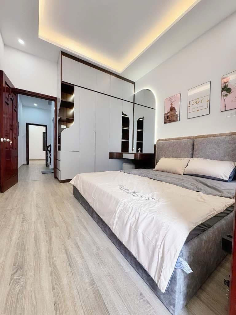 Bác Trung đại tá về hưu cần bán nhà #Định_Công, ngõ đẹp miên man, nhà 48m2 giá 9tỷ6