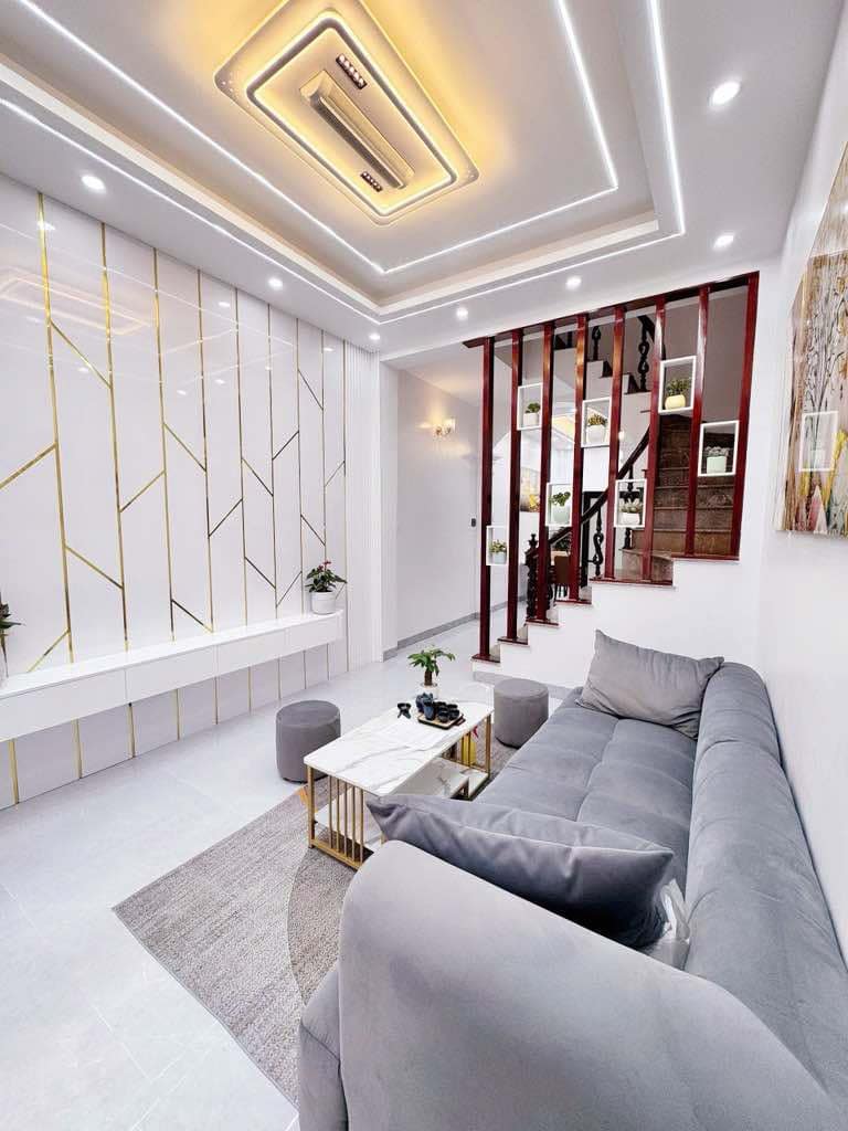 Bác Trung đại tá về hưu cần bán nhà #Định_Công, ngõ đẹp miên man, nhà 48m2 giá 9tỷ6