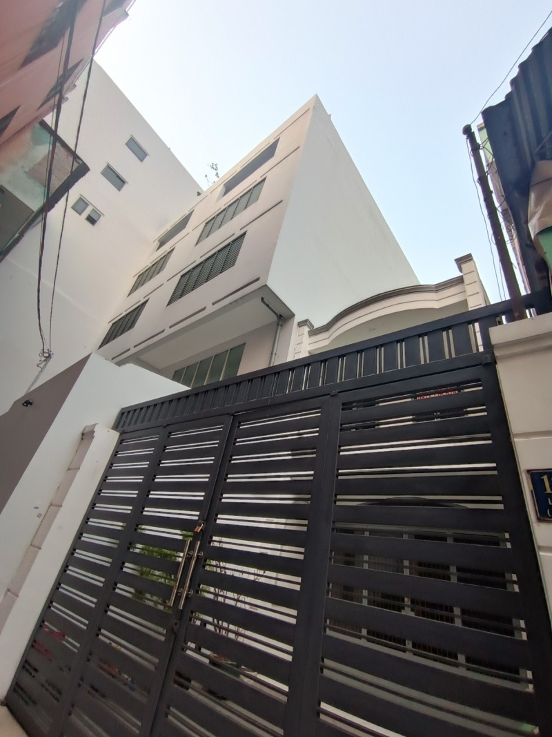 Nhà đẹp ở ngay, 1 trệt 1 lửng 66,6m2, đường Đặng Văn Bi, P. Bình Thọ, Thủ Đức, nhỉnh 5 tỷ