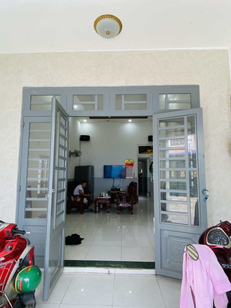 Bán đất tặng nhà tại đường Tây Hòa, phường Phước Long A, Quận 9, TPHCM, diện tích 121m2 giá nhỉnh 5 Tỷ