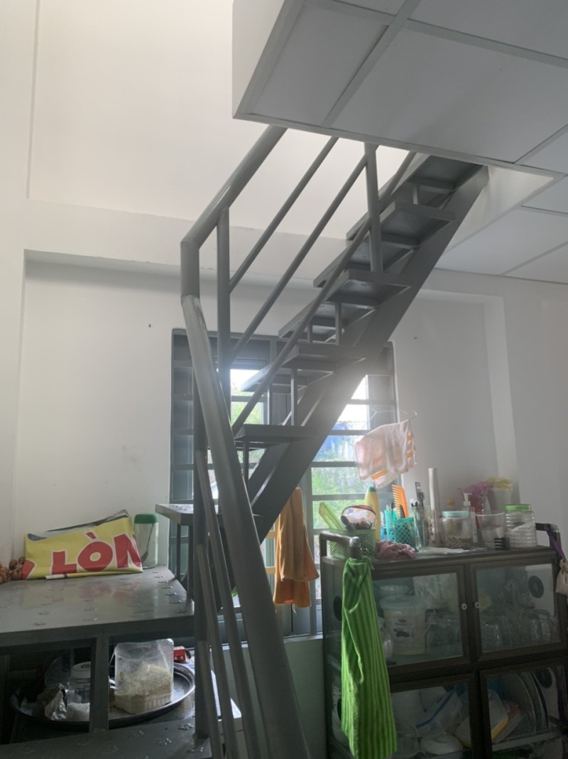 Bán đất tặng nhà tại đường Tây Hòa, phường Phước Long A, Quận 9, TPHCM, diện tích 121m2 giá nhỉnh 5 Tỷ