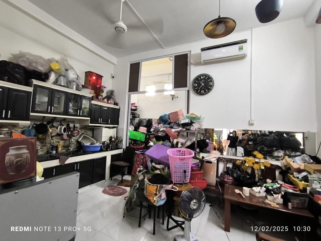 Bán nhà 3 tầng Đường Đỗ Xuân Hợp, phường Phước Long B, Quận 9, TPHCM. 89.4m², nhỉnh 6 tỷ