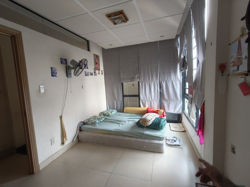 Bán nhà 4 tầng, đường Nguyễn Duy Trinh, phường Phú Hữu, Quận 9, diện tích 68m2, nhỉnh 5 tỷ