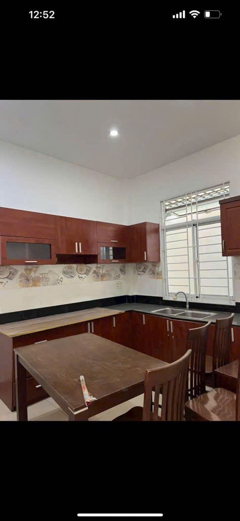 Nhà 3 tầng đẹp lung linh, đường Nguyễn Duy Trinh, phường Bình Trưng Tây, Quận 2, nhỉnh 6tỷ