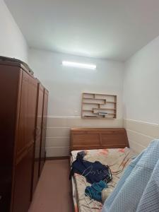 SÁT MẶT TIỀN - GIÁP TÂN BÌNH - XE HƠI VÀO NHÀ - GẦN 100M2 - NGANG 4.5M