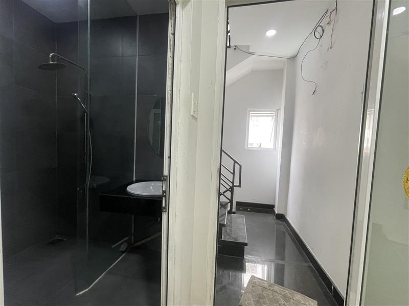 BÁN NHÀ TRUNG TÂM QUẬN 5 - LÊ HỒNG PHONG - MỚI ĐẸP SANG TRỌNG - CHỈ NHỈNH 8 TỶ - 4 TẦNG