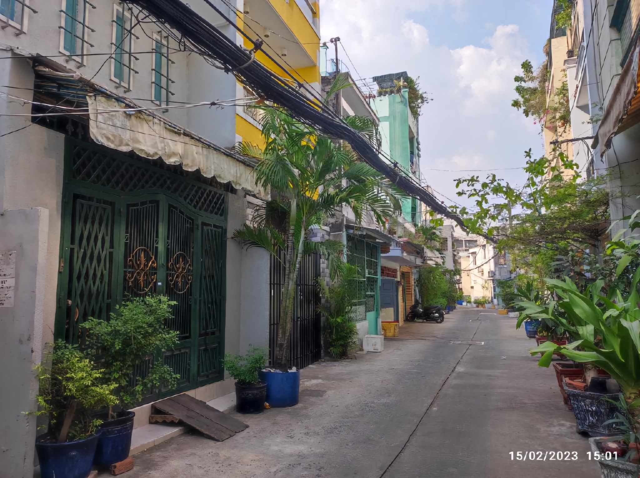 NHÀ LÔ GÓC - HẺM XE HƠI THÔNG - QUẬN 11 - PHÚ THỌ - 3.8X14 - GẦN CHỢ -  GIÁ 5,5 TỶ TL .