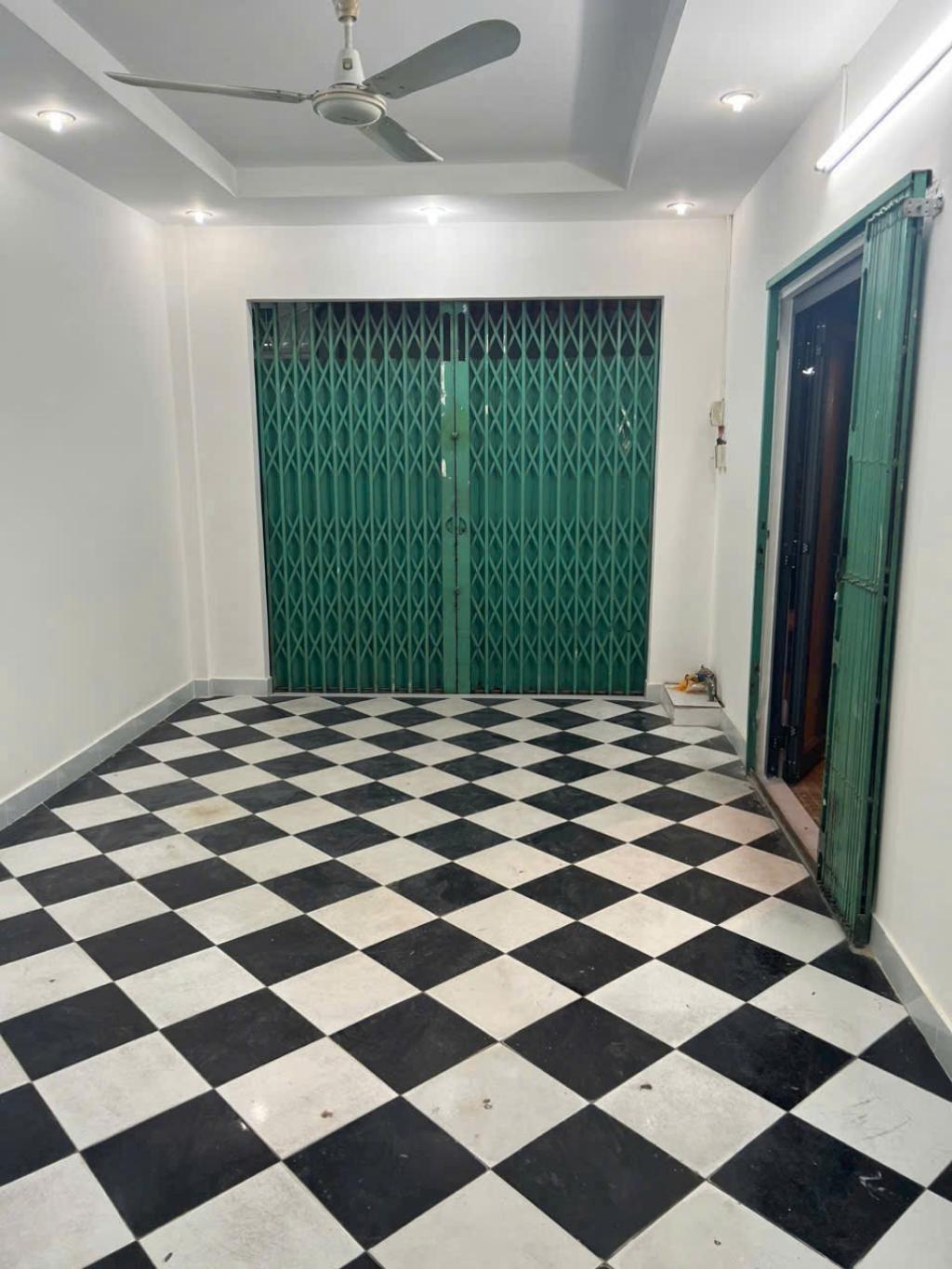 NHÀ LÔ GÓC - HẺM NHỰA 6M KINH DOANH ĐA NGÀNH - QUẬN 11 - LẠC LONG QUÂN - 3X7 - GẦN CHỢ -  GIÁ 4,08 TỶ TL .