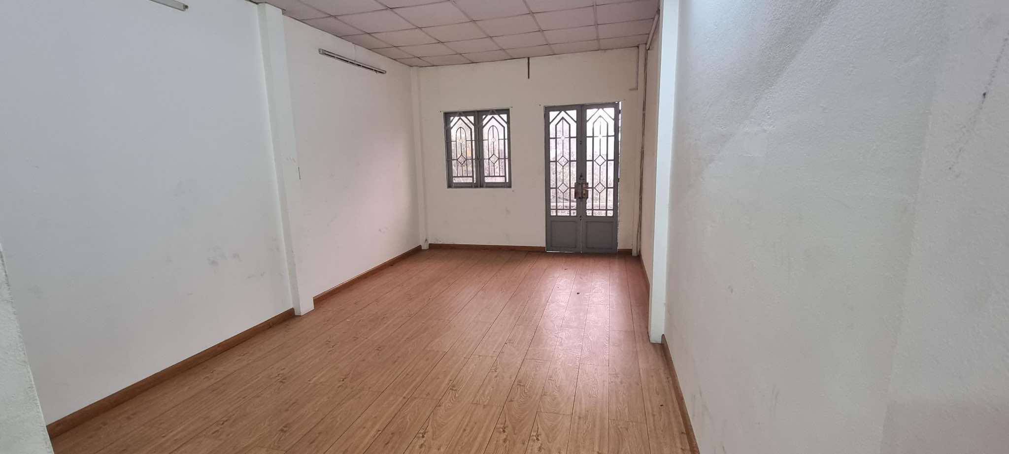 TRUNG TÂM Q11 - LẠC LONG QUÂN - NHÀ MẶT TIỀN HẺM NHỰA 16M - KINH DOANH ĐA NGÀNH - 2 TẦNG - GIÁ 11.x TỶ TL .