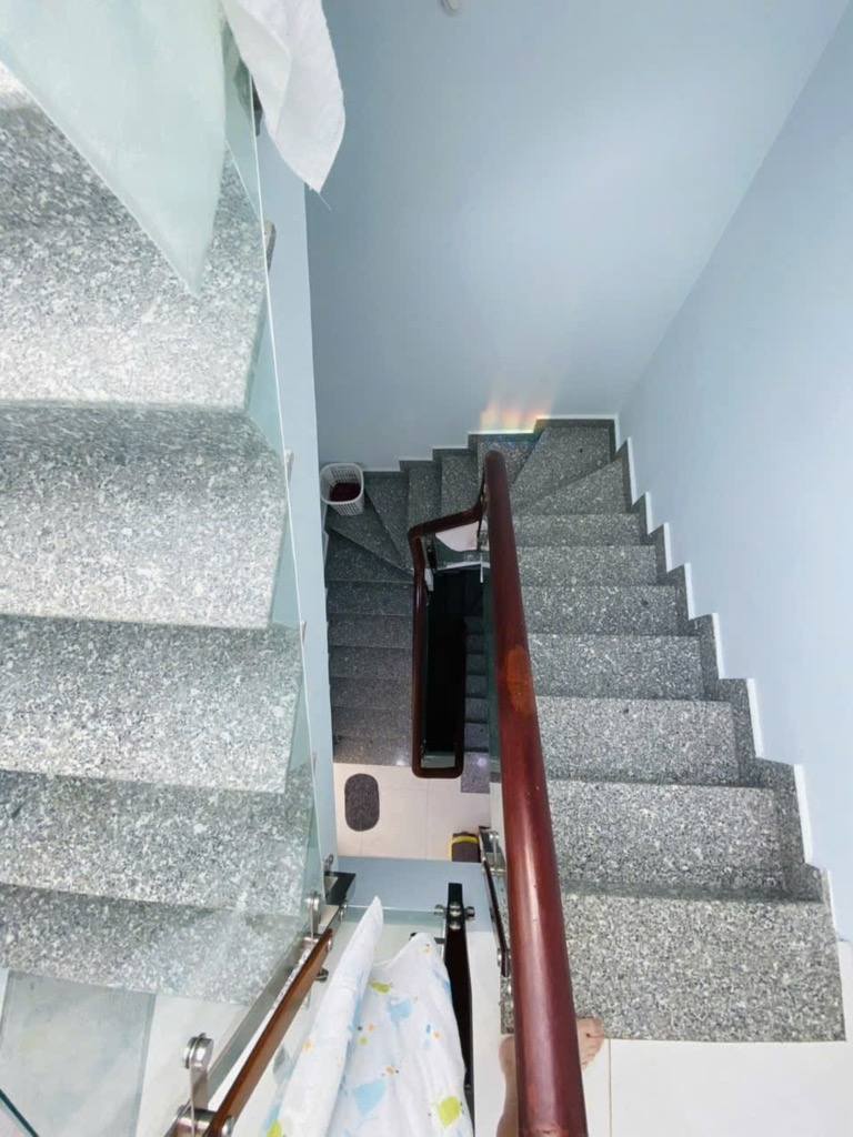 NHÀ BÁN Q11 - BÌNH THỚI ( VÒNG XOAY LÊ ĐẠI HÀNH ) - 3 TẦNG BTCT - 38M² ( 3.3 × 12m ) NỞ HẬU TÀI LỘC - NHỈNH 5 TỶ TL