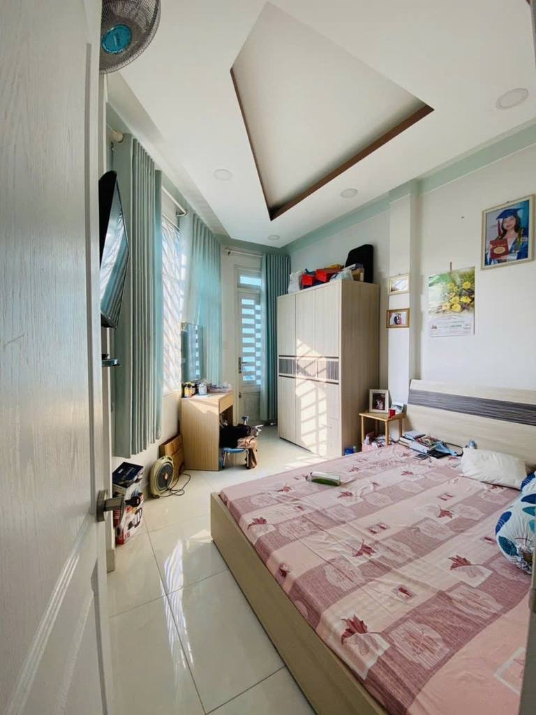 NHÀ BÁN Q11 - BÌNH THỚI ( VÒNG XOAY LÊ ĐẠI HÀNH ) - 3 TẦNG BTCT - 38M² ( 3.3 × 12m ) NỞ HẬU TÀI LỘC - NHỈNH 5 TỶ TL