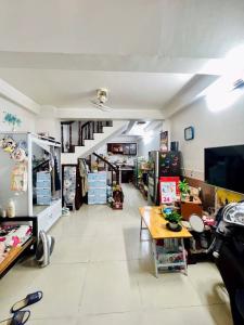 ĐỘI CUNG Q11 - 4 TẦNG BTCT - 32M² - KINH DOANH SẦM UẤT - CHỈ 5.x TỶ