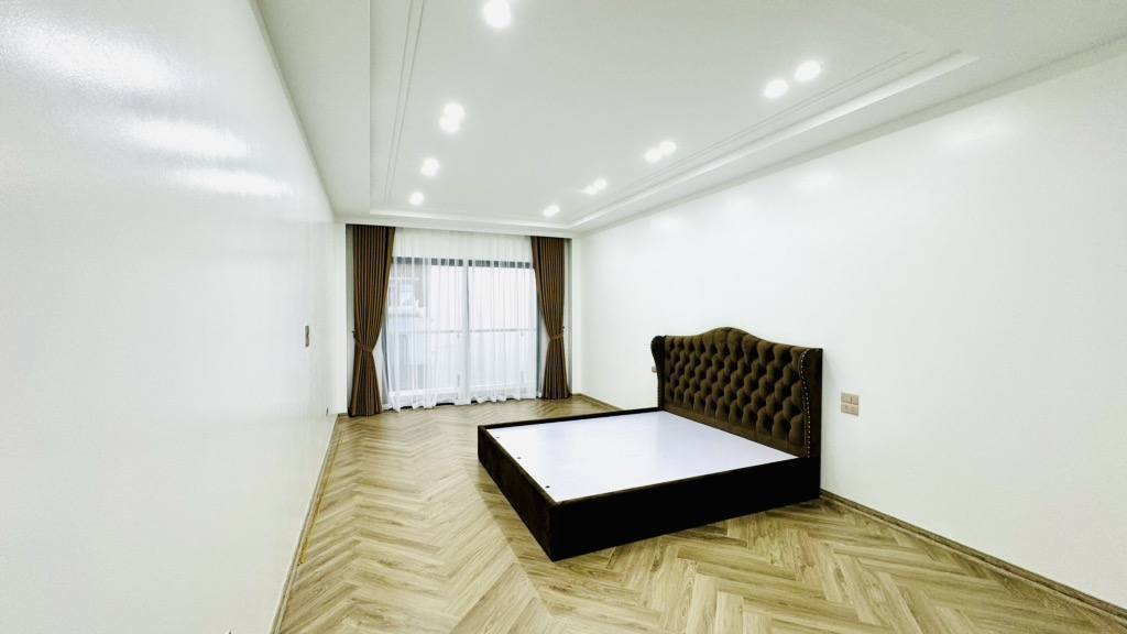 Bán nhà phố Lâm Hạ Bồ Đề