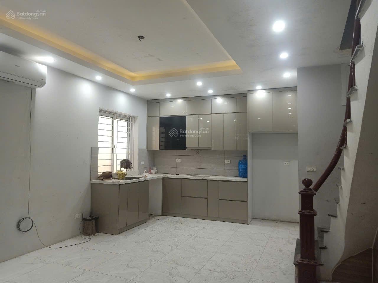 Bán nhà Âu Cơ, VF9 đỗ cửa, thiết kế hiện đại, 70m2, 4.6 tỷ