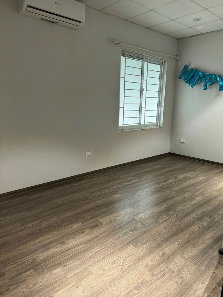 Bán nhà Âu Cơ, VF9 đỗ cửa, thiết kế hiện đại, 70m2, 4.6 tỷ