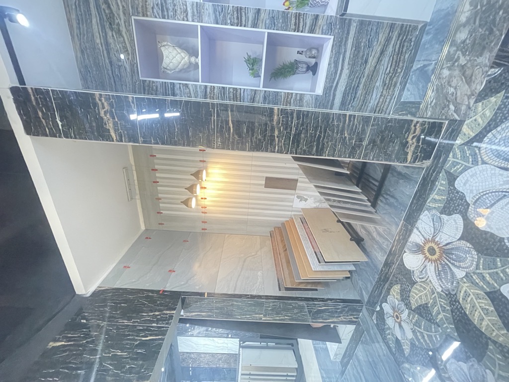 SHOPHOUSE CHÂN ĐẾ TOÀ NHÀ - KINH DOANH ĐỈNH - NẰM TRONG TỔ HỢP HỖN HỢP LIỀN KỀ VÀ CHUNG CƯ - DÂN CƯ ĐÃ Ở ĐÔNG ĐÚC