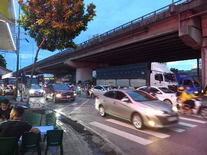 Đất Ô tô tránh Hoàng Mai 40m2 MT 5m Ngõ thông 6 Tỷ