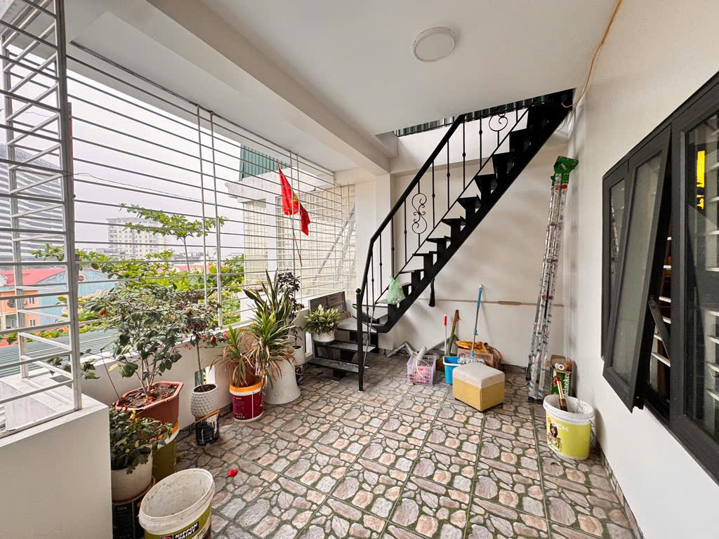 bán nhà Xuân Đỉnh , ô tô đỗ cửa. 51m2 x 6 tầng, 8 tỷ 9