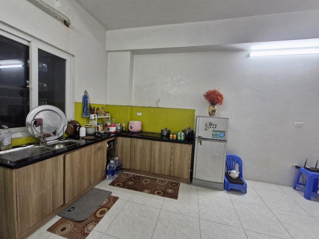 Bán phòng cc chủ về quê ở với con cái,vị trí đẹp nhất khu thanh hà,trường học,đường xa trục chính thuận lợi vô cùng,71m giá chào 2,78 tỷ