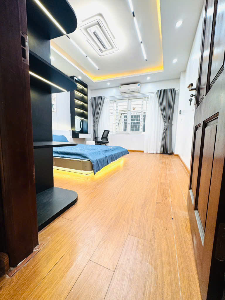 Chỉ: 7.66/Tỷ có ngay căn nhà 5T/2 mặt thoáng, ngõ 3G, 40m ra phố mới cải tạo CỰC nét. DT: 34m/2