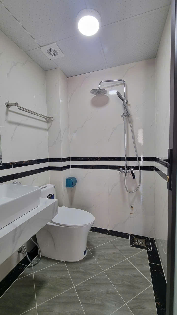 BÁN NHÀ MỚI NGHĨA ĐÔ CẦU GIẤY 7 TẦNG THANG MÁY DT 60M GIÁ 12.6TỶ