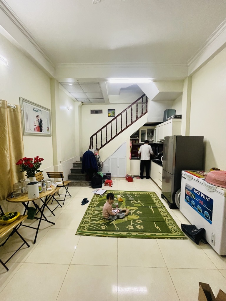 BÁN NHÀ TRUNG TÂM CẦU GIẤY CHỈ 5.25TỶ DT T1 26M (MÃI LỘC) T2,3,4 35M2