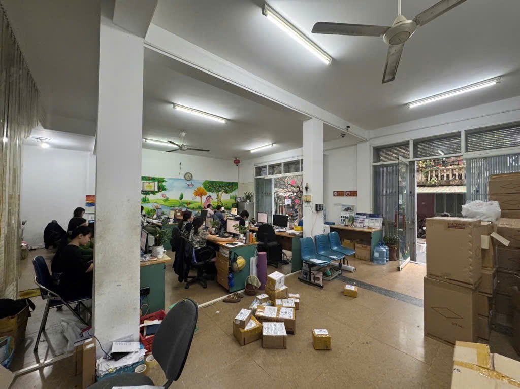 KHÔNG CÓ CÁI THỨ 2 DT 75M2 GIÁ CHÀO 15.6 TỶ GIỮA TRUNG TÂM QUẬN CẦU GIẤY