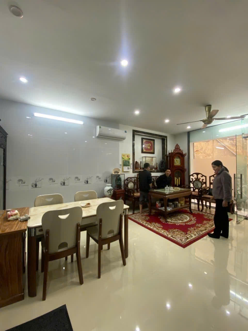 BÁN NHÀ TRẦN QUỐC VƯỢNG DIỆN TÍCH 56M GIÁ 11 TỶ 6 TẦNG NỞ HẬU THANG MÁY