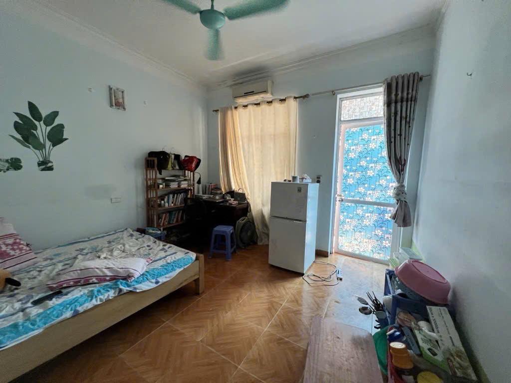 BÁN NHÀ ĐƯỜNG 800A CẦU GIẤY 45M2 GIÁ 8 TỶ