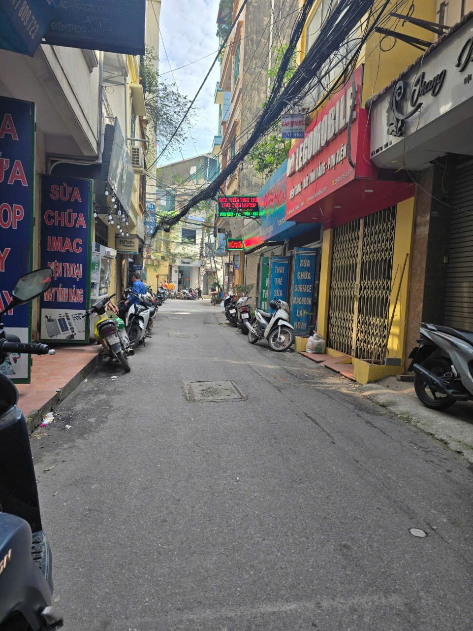 BÁN NHÀ PHÂN LÔ, Ô TÔ TRÁNH, KINH DOANH ĐỈNH TRUNG TÂM CẦU GIẤY DÒNG TIỀN 300TR/NĂM