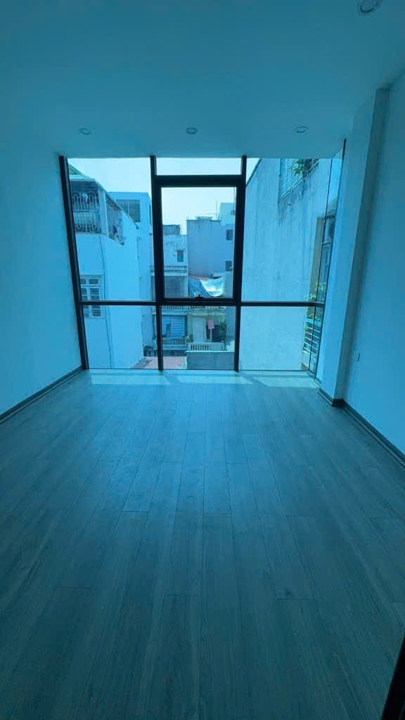 BÁN GẤP CĂN NHÀ 60M2 GIÁ 9 TỶ ĐƯỜNG HOÀNG QUỐC VIỆT, SỔ ĐỎ VUÔNG TỜ A4