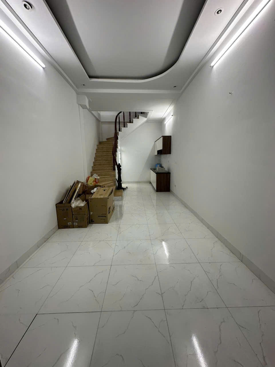 TRẦN THÁI TÔNG CHƯA ĐẾN 7 TỶ SỞ HỮU NGAY CĂN NHÀ DIỆN TÍCH 35M, 5 TẦNG, NỞ NHẸ 6CM