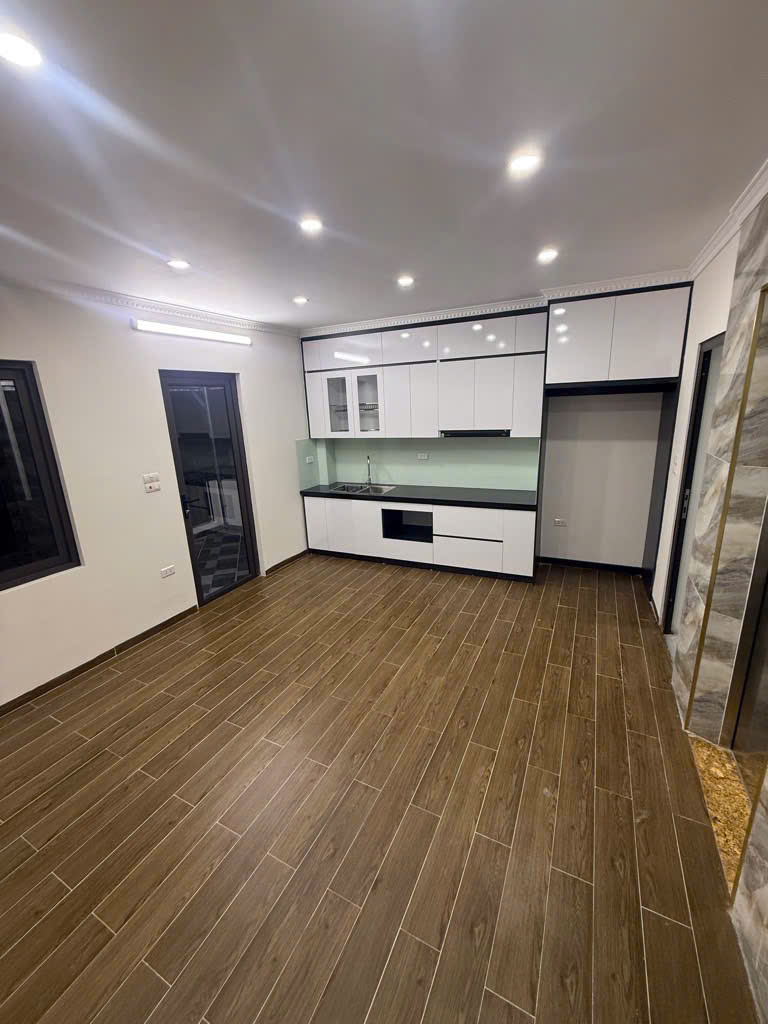 BÁN GẤP NHÀ RIÊNG NGUYỄN KHANG THÔNG CẦU GIẤY - 6 TẦNG MỚI KENG - CÁCH MẶT PHỐ CHỈ VÀI BƯỚC CHÂN!