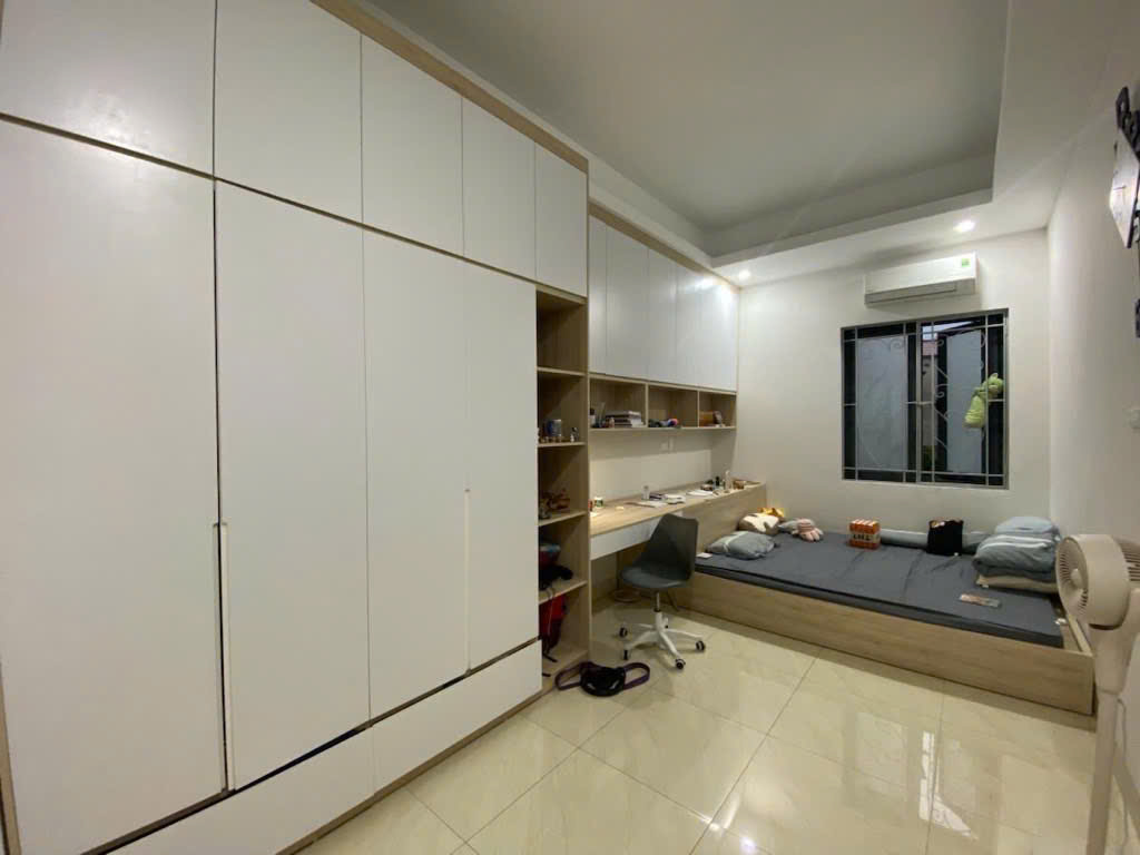 NHÀ ĐẸP TRẦN QUỐC VƯỢNG – TRUNG TÂM CẦU GIẤY – VỊ TRÍ VÀNG, TIỆN ÍCH BẠT NGÀN, Ở NGAY!