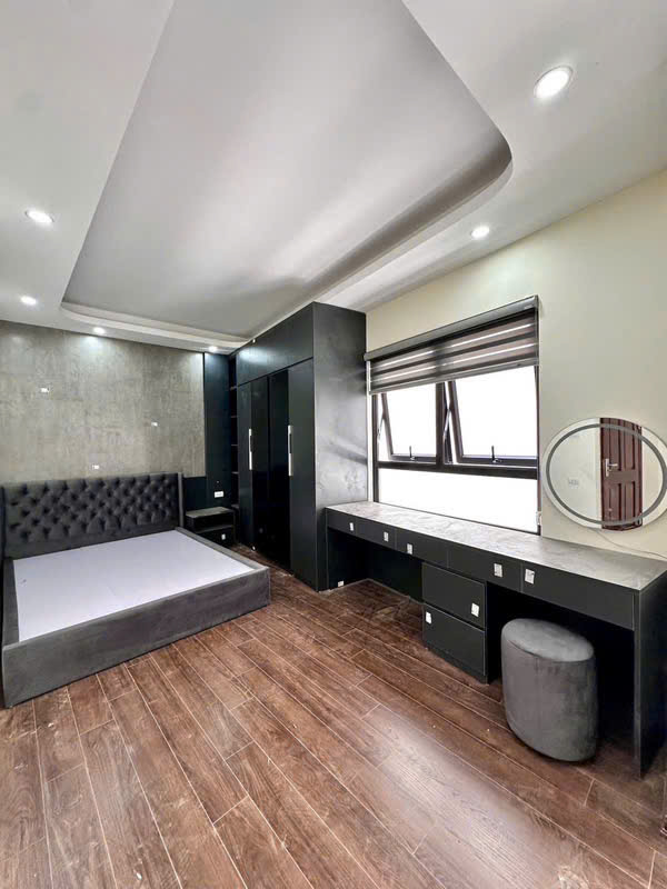 CẦU GIẤY - CỰC PHẨM NHÀ 6 TẦNG THANG MÁY, NỞ HẬU - TRUNG TÂM PHỐ LỚN, CẠNH PHỐ TRẦN THÁI TÔNG - GIẢM SÂU ĐÓN KHÁCH