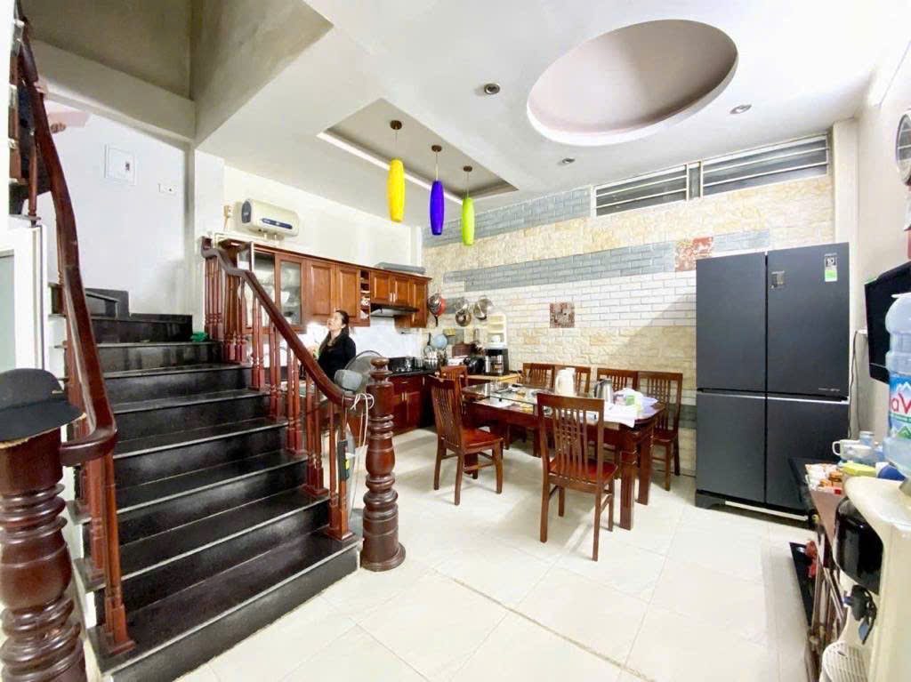 ĐỘC NHẤT VÔ NHỊ! NHÀ TRẦN QUỐC VƯỢNG 65M, KINH DOANH SẦM UẤT, Ô TÔ ĐỖ CỬA, GIÁ CHỈ NHỈNH 13 TỶ