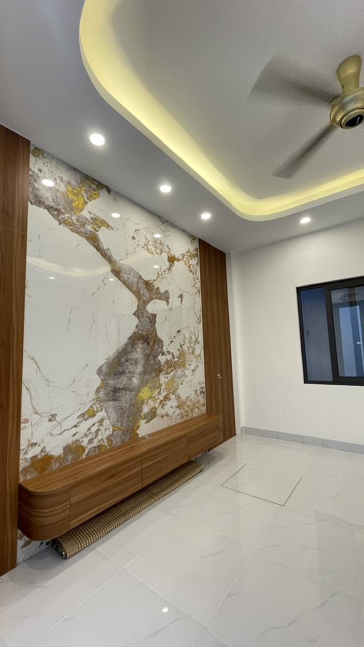 CƠ HỘI VÀNG - NHÀ MỚI KÍNH COONG 5 TẦNG TẠI LẠC LONG QUÂN - TÂY HỒ, DIỆN TÍCH KHỦNG, SỔ VUÔNG, GIÁ HẤP DẪN!