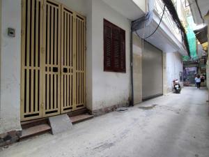 YÊN HÒA CẦU GIẤY 30M GIÁ 6.2 TỶ CHÍNH CHỦ XÂY NỞ HẬU 8CM