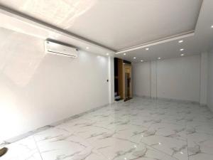 TRUNG TÂM CẦU GIẤY GIÁ CHỈ 7.9 TỶ DT 40M2 XÂY MỚI 6T THANG MÁY