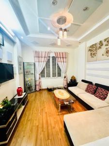 BÁN NHÀ ĐÀO TẤN CÁCH LOTTE 400M, PHÂN LÔ 5 TẦNG, 45M, GIÁ 7 TỶ, SỔ VUÔNG A4