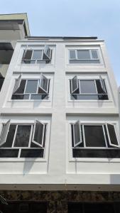 CẦU GIẤY: NHÀ 5 TẦNG MỚI TINH, NỞ HẬU NHẸ - CHỈ NHỈNH 6 TỶ!