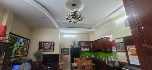 BÁN GẤP CĂN NHÀ NGUYỄN KHÁNH TOÀN DT 76M - 5 TẦNG - 30M RA PHỐ - GIÁ 12.8 TỶ