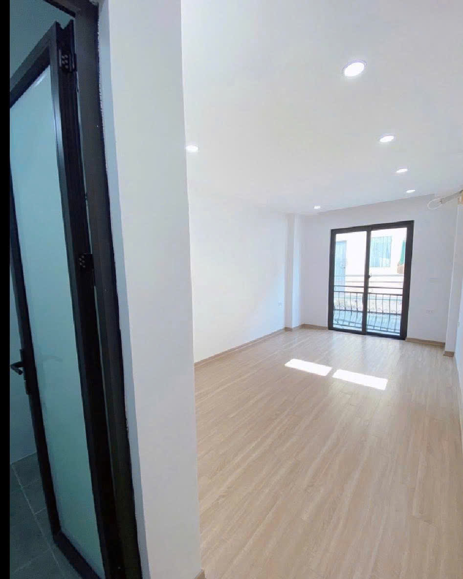 BÁN NHANH NHÀ QUANG TIẾN . 30M2 . GIÁ 6 TỶ