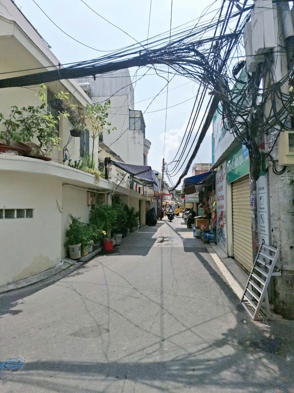 NHÀ QUẬN 7 DIỆN TÍCH KHỦNG CÓ DÒNG TIỀN CHO THUÊ