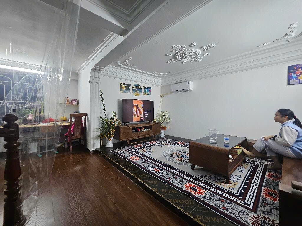 bán nhà nguyễn đức cảnh hiện đang cho thuê