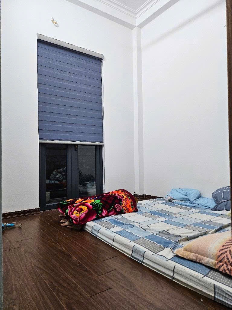 bán nhà nguyễn đức cảnh hiện đang cho thuê