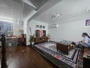 bán nhà nguyễn đức cảnh hiện đang cho thuê