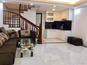 Bán nhà phố Triều Khúc - Thanh Xuân - 34m,  2 tầng 1,95 tỷ( có thương lượng)